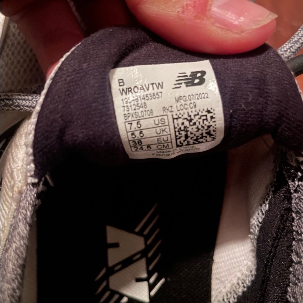 New balance shoes